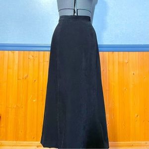 EUC - Talbots full length faux suede skirt size 12